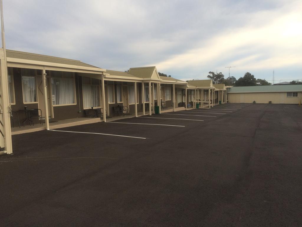 Pelicans Motel San Remo Exterior photo